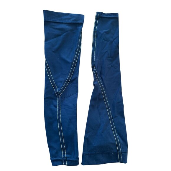 SKINS Women's Black Arm Compression Sleeves Size XS - Picture 5 of 6